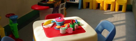 De creativiteit van kinderen stimuleren door samen te gaan bakken